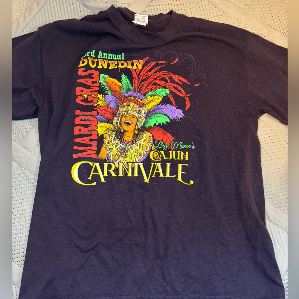 Y2K Big Mama Cajun Mardi Gras 2014 Gildan Tshirt Size Large